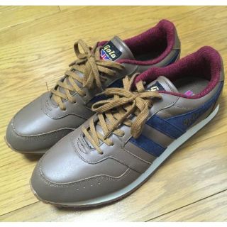 GOLA "TRACK 1905"スニーカー