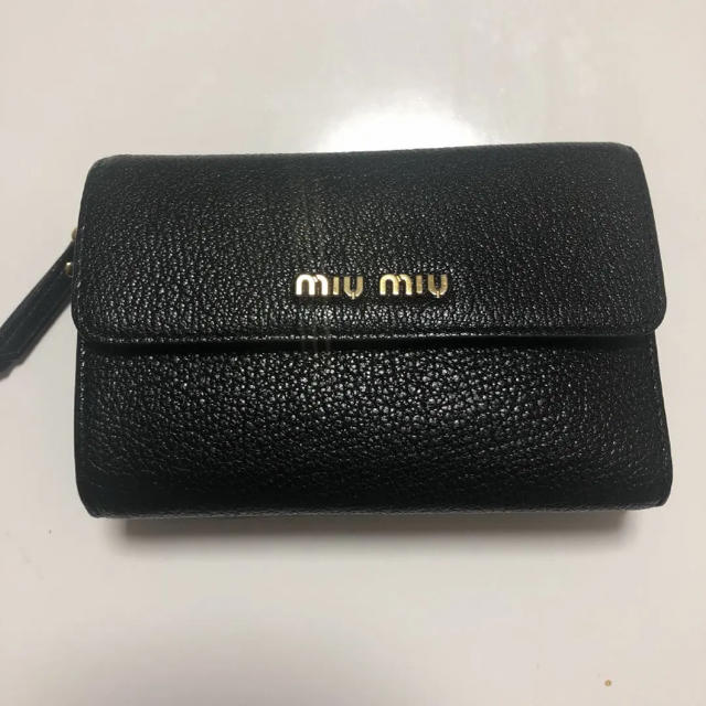 miumiu 二つ折り財布 バイカラー ブラックファッション小物