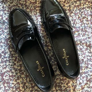 美品 COLE HAAN コールハーン 22.5 コインローファー エナメルローファー/革靴