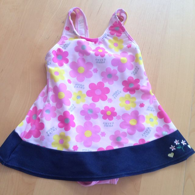 水着 100cm キッズ/ベビー/マタニティのキッズ服女の子用(90cm~)(水着)の商品写真