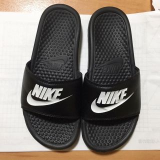 ナイキ(NIKE)のNIKE べナッシ サンダル 24cm(サンダル)