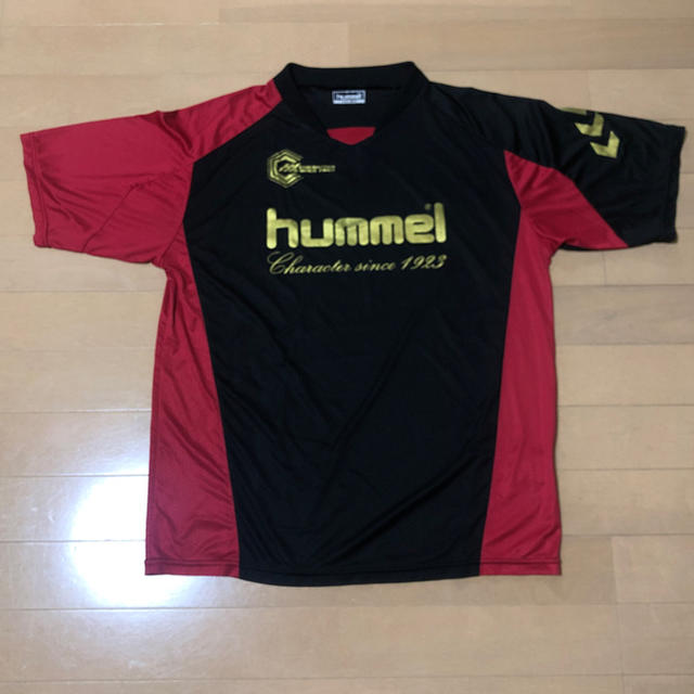 hummel(ヒュンメル)のhummel Tシャツ スポーツ/アウトドアのサッカー/フットサル(ウェア)の商品写真