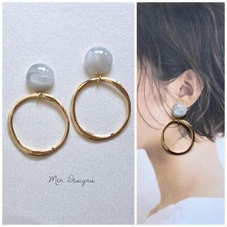 グレーカボションサークルピアス(ピアス)