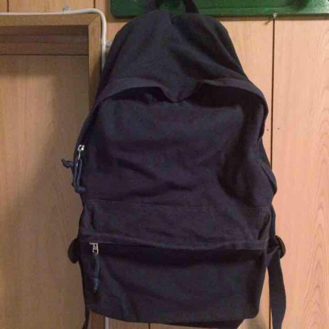 MUJI (無印良品)(ムジルシリョウヒン)の無印 紺色 リュックサック レディースのバッグ(リュック/バックパック)の商品写真