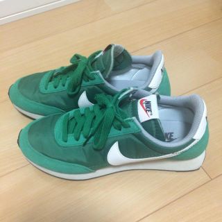 ナイキ(NIKE)の緊急値下げ！！！！！(スニーカー)