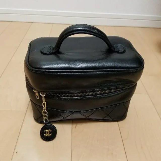 CHANEL(シャネル)のふわり様専用　シャネル ポーチ バニティ レディースのファッション小物(ポーチ)の商品写真