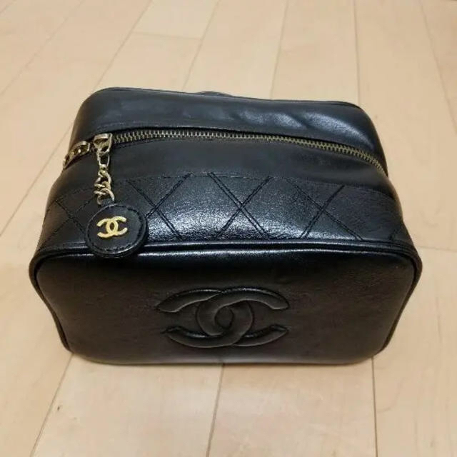 CHANEL(シャネル)のふわり様専用　シャネル ポーチ バニティ レディースのファッション小物(ポーチ)の商品写真