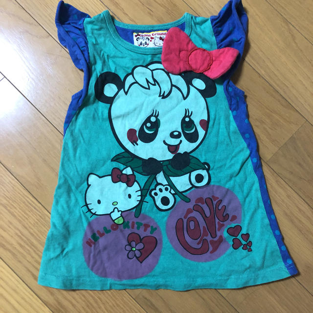 GrandGround(グラグラ)のグラグラ キティちゃんコラボ 110センチ キッズ/ベビー/マタニティのキッズ服女の子用(90cm~)(Tシャツ/カットソー)の商品写真