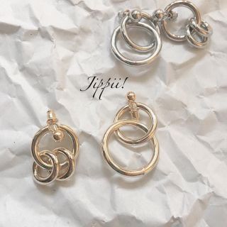 スローブイエナ(SLOBE IENA)のアシンメトリーダブルリングピアス♡Gold(ピアス)