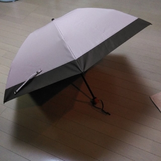 【nobu様専用】サンバリア 3段折傘(傘)