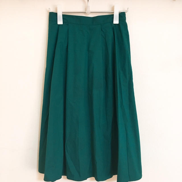 GU(ジーユー)のロングスカート グリーン GU レディースのスカート(ロングスカート)の商品写真