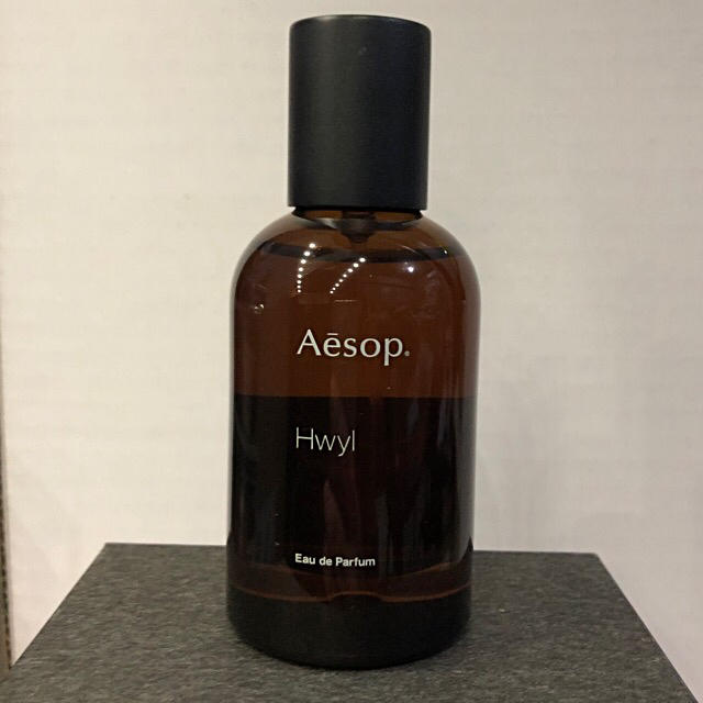 Aesop 香水 Hwyl ヒュイル