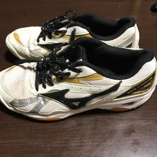 ミズノ(MIZUNO)のバレーボールシューズ(バレーボール)