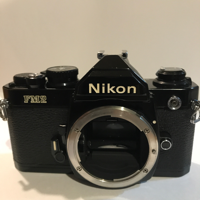 ニコンの機械式名機 NIKON New FM2 良品 直ぐに撮影できます