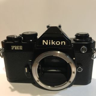 ニコン(Nikon)のニコンの機械式名機 NIKON New FM2 良品 直ぐに撮影できます(フィルムカメラ)