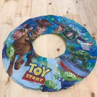 ディズニー(Disney)のトイストーリー 浮き輪 子ども用 キッズ 海水浴 プール ディズニー(マリン/スイミング)