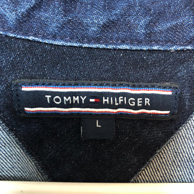 TOMMY HILFIGER(トミーヒルフィガー)のTOMMY HILFIGER デニムシャツ メンズのトップス(シャツ)の商品写真