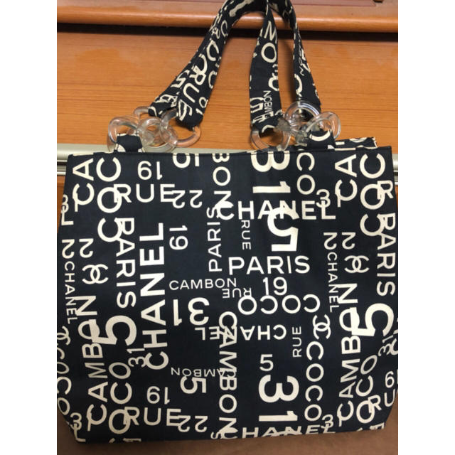 CHANEL☆バイシーライン☆スマホケース付きトートバック 格安販売店舗