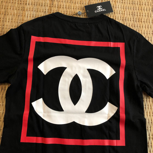 CHANEL(シャネル)の みこと様専用☆Tシャツ【新品】 レディースのトップス(Tシャツ(半袖/袖なし))の商品写真