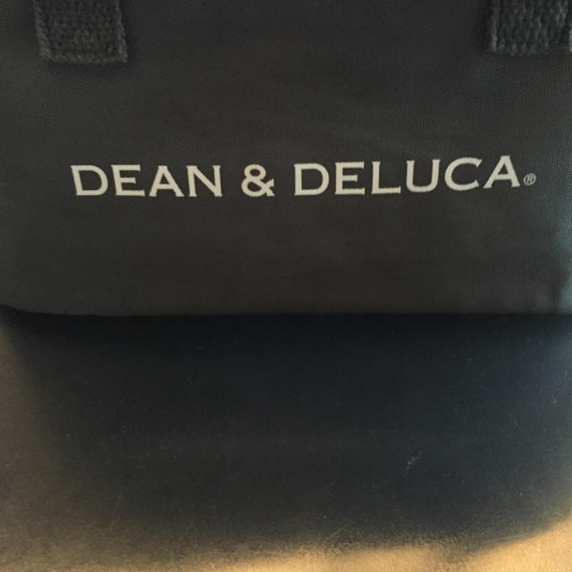 DEAN & DELUCA(ディーンアンドデルーカ)のDEAN&DELUCA/保冷バック インテリア/住まい/日用品のキッチン/食器(その他)の商品写真