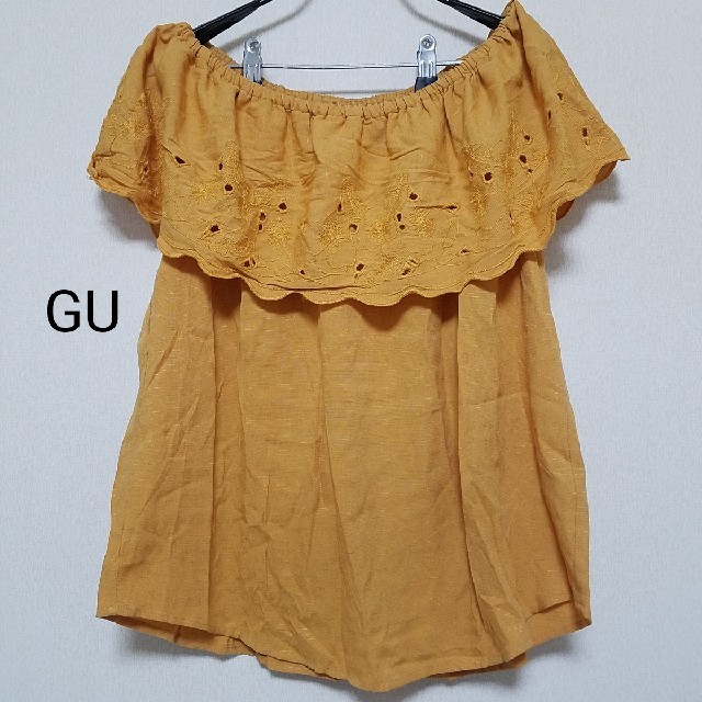 GU(ジーユー)のGU レディースのトップス(シャツ/ブラウス(半袖/袖なし))の商品写真