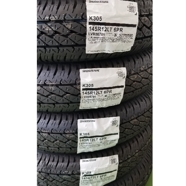 BRIDGESTONE(ブリヂストン)のBRIDGESTONE　145R12 6PR K305 4本1セット新品未使用 自動車/バイクの自動車(タイヤ)の商品写真