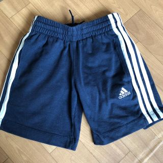 アディダス(adidas)のhimawari様 アディダス ハーフパンツ 110(パンツ/スパッツ)