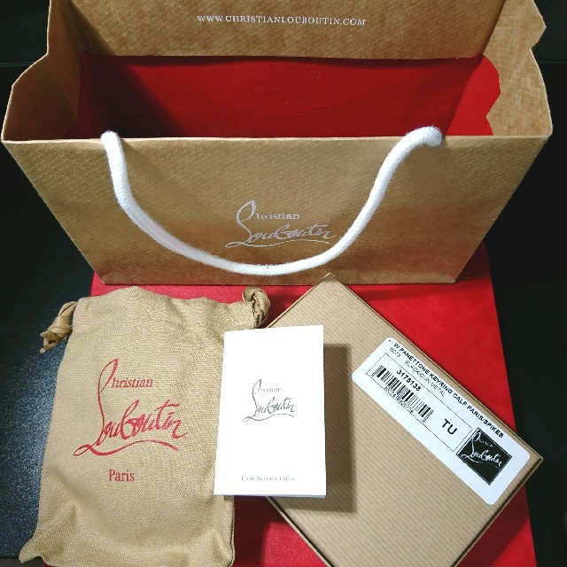 Christian Louboutin(クリスチャンルブタン)の24時迄3時間！【Christian Louboutin/ルブタン】キーリング  レディースのファッション小物(キーケース)の商品写真