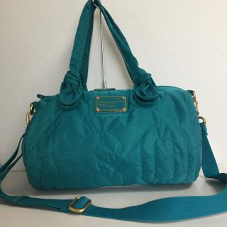 マークバイマークジェイコブス(MARC BY MARC JACOBS)のナイロンキルティング2WAYボストン／ショルダーバック✨お買い得品‼️(ボストンバッグ)