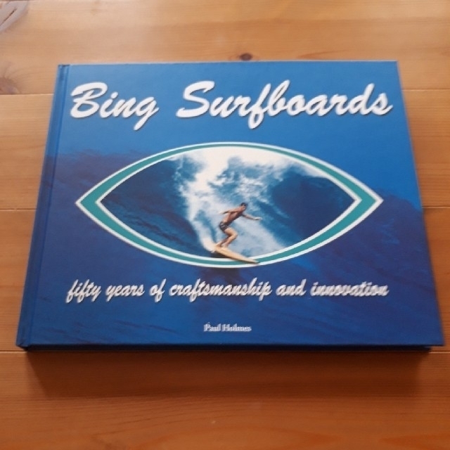 Ron Herman(ロンハーマン)のＢＩＮＧＳＵＲＦＢＯＡＲＤ　ＡＲＴＢＯＯＫ
ビングサーフボード５０周年記念写真集 スポーツ/アウトドアのスポーツ/アウトドア その他(サーフィン)の商品写真