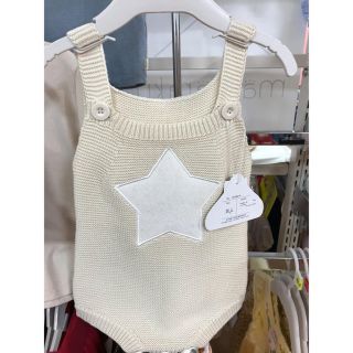 シマムラ(しまむら)の新品★バースデイ★しまむら★ニット ロンパース アイボリー.70(ロンパース)