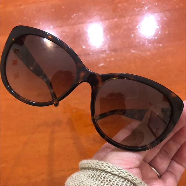 BURBERRY(バーバリー)の【美品】BURBERRY サングラス レディース レディースのファッション小物(サングラス/メガネ)の商品写真