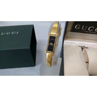 グッチ(GUCCI)のグッチ　バングルウォッチ　1500L　ゴールド×黒文字盤(腕時計)