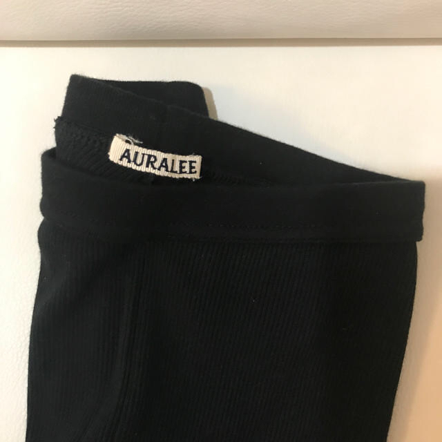 auralee リブスリットレギンス