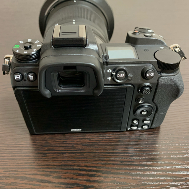 Nikon(ニコン)のz6 + 24-70 kit スマホ/家電/カメラのカメラ(ミラーレス一眼)の商品写真