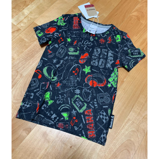 Reebok(リーボック)のReebok☆Ｔシャツ キッズ/ベビー/マタニティのキッズ服男の子用(90cm~)(Tシャツ/カットソー)の商品写真