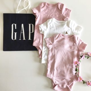 ベビーギャップ(babyGAP)の新品♡baby gap♡ロンパース 3枚組/ユニクロ ラルフローレン    他(ロンパース)