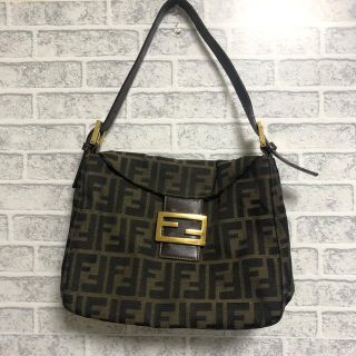 フェンディ(FENDI)のフェンディ マンマバケット ショルダーバッグ(ショルダーバッグ)