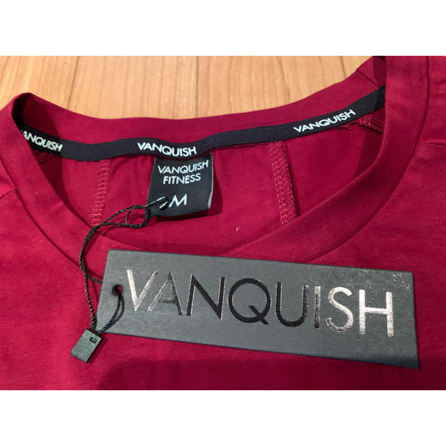 VANQUISH(ヴァンキッシュ)のvanquish fitness ロングスリーブシャツ メンズのトップス(Tシャツ/カットソー(七分/長袖))の商品写真