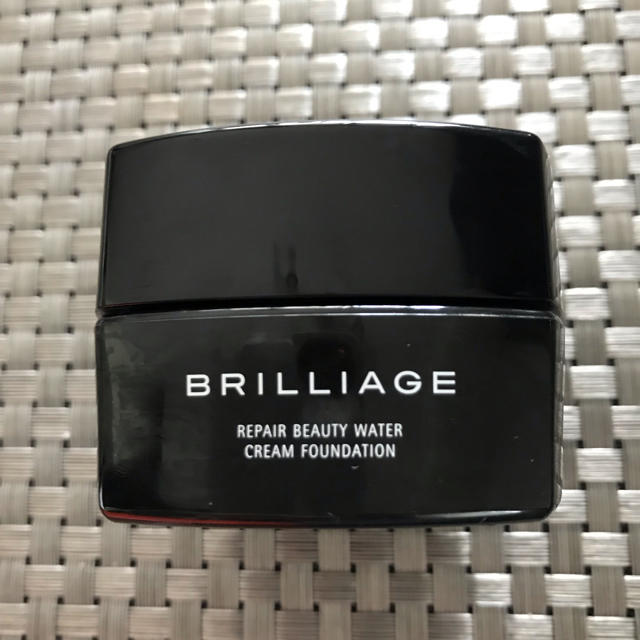 BRILLIAGE(ブリリアージュ)のブリリアージュ  リキッドファンデーション コスメ/美容のベースメイク/化粧品(ファンデーション)の商品写真