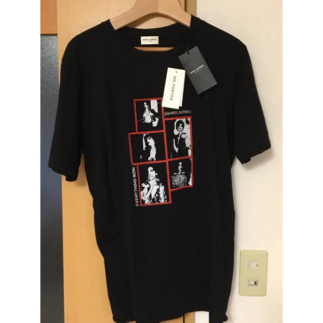 新品！サンローラン  黒Tシャツ