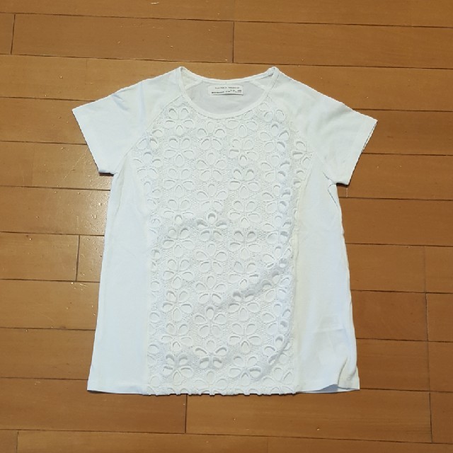 ZARA(ザラ)の【未使用品】【お値下げ】レースTシャツ キッズ/ベビー/マタニティのキッズ服女の子用(90cm~)(Tシャツ/カットソー)の商品写真