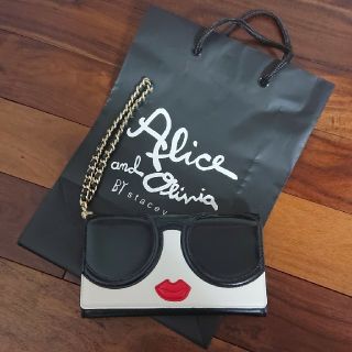 アリスアンドオリビア(Alice+Olivia)のアリスアンドオリビア チェーンウォレット(財布)