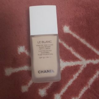 シャネル(CHANEL)のシャネル ルブランフリュイドルミエール #10 30ml(ファンデーション)