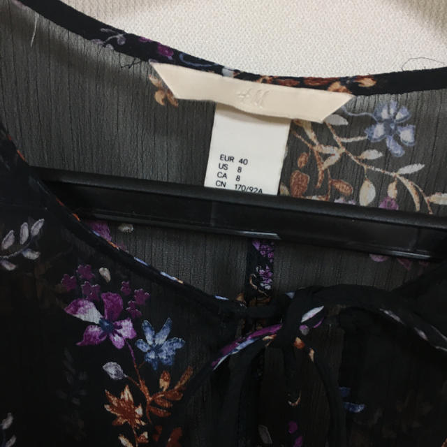 H&M(エイチアンドエム)の専用！H&M 美品花柄ワンピ💐 レディースのワンピース(ロングワンピース/マキシワンピース)の商品写真