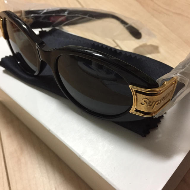 Supreme Plaza Sunglasses /Black