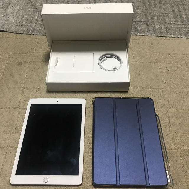 au版 ipad 第6世代 128GB ゴールド 美品