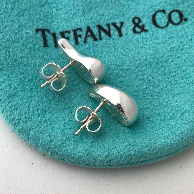 Tiffany & Co.(ティファニー)のTiffanyのラージティアドロップ ピアス 美品 レディースのアクセサリー(ピアス)の商品写真