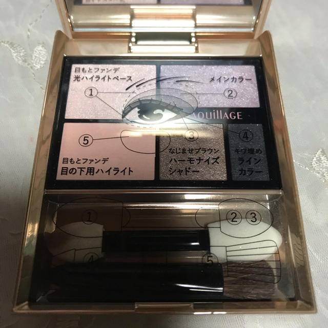 MAQuillAGE(マキアージュ)のMAQuillAGEアイシャドー コスメ/美容のベースメイク/化粧品(アイシャドウ)の商品写真