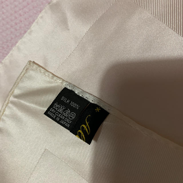 シルク ハンカチーフ メンズのファッション小物(ハンカチ/ポケットチーフ)の商品写真
